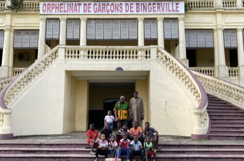Article : Côte d’Ivoire : Ehivet Ebah fait un don de vivres à l’orphelinat de Bingerville